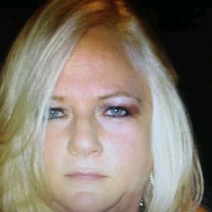 Meet your Posher, Miachelle